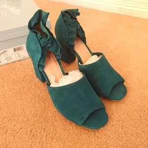 Seychelles Tropical Teal Suede heels--BRAND NEW